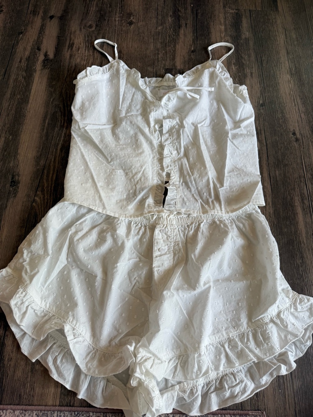 Colsie White Eyelet Ruffle Two-Piece Night Set